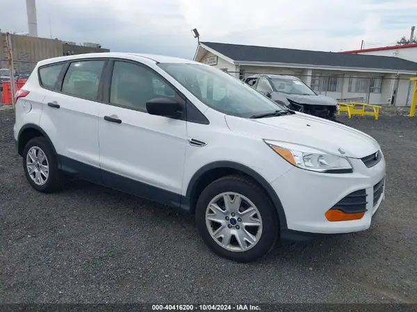 1FMCU0F76GUC66854 2016 FORD ESCAPE - Image 1