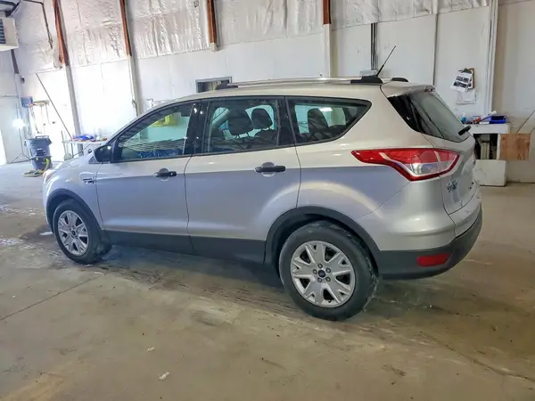 1FMCU0F76GUC76588 2016 FORD ESCAPE - Image 2