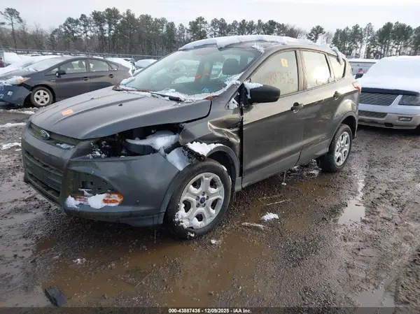 1FMCU0F76GUC86425 2016 FORD ESCAPE - Image 2