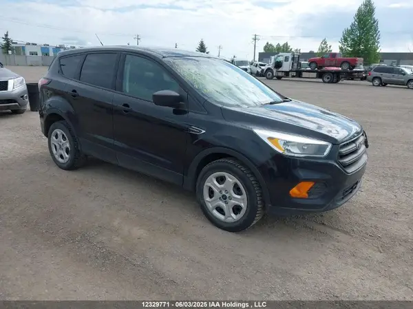 1FMCU0F76HUA55929 2017 FORD ESCAPE - Image 1