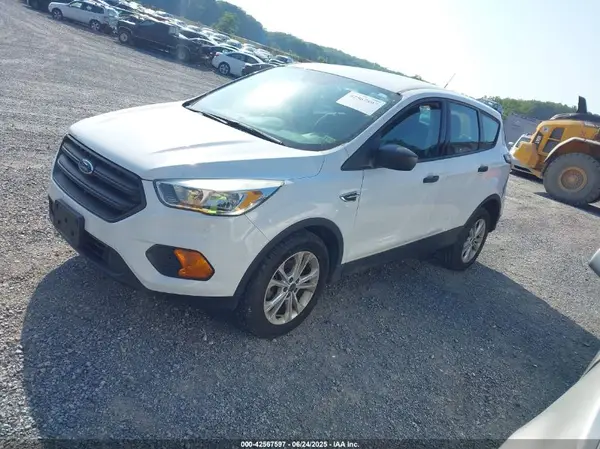 1FMCU0F76HUB28054 2017 FORD ESCAPE - Image 2