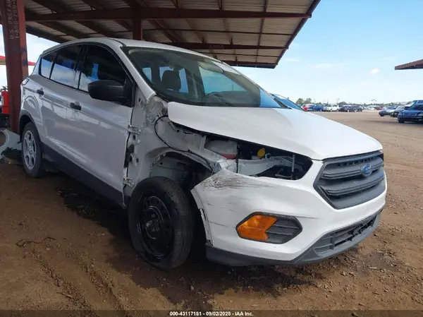 1FMCU0F76HUC11385 2017 FORD ESCAPE - Image 1