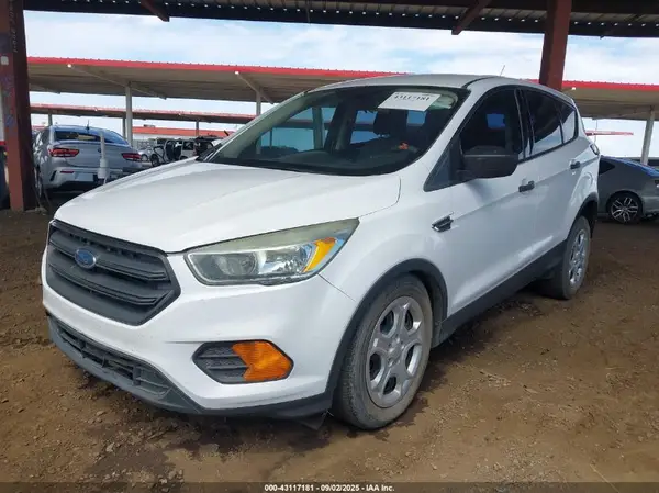 1FMCU0F76HUC11385 2017 FORD ESCAPE - Image 2