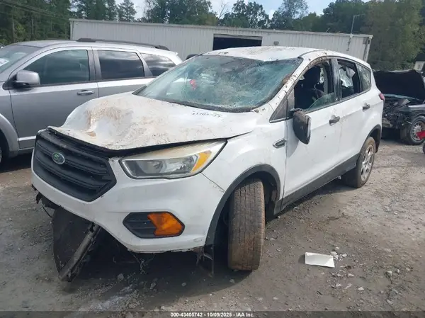 1FMCU0F76HUC30910 2017 FORD ESCAPE - Image 2