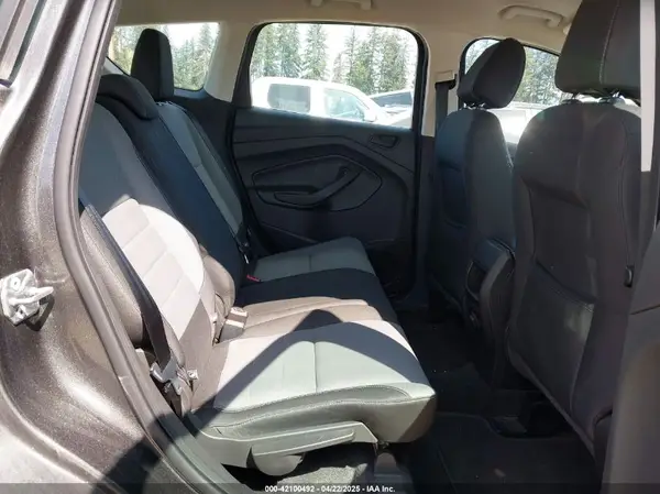 1FMCU0F76HUC38828 2017 FORD ESCAPE - Image 8
