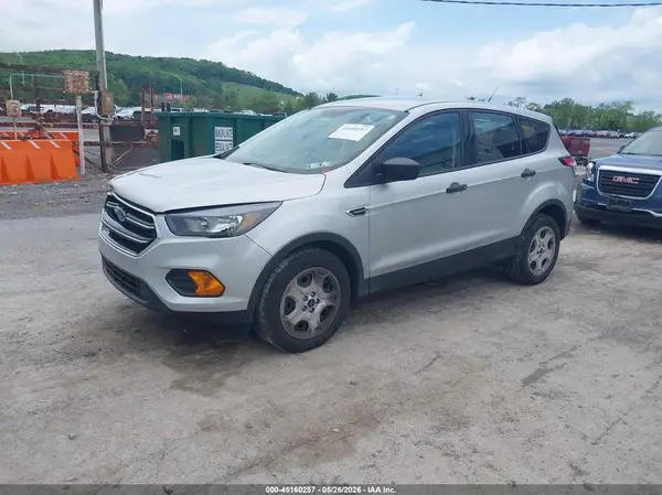 1FMCU0F76JUA48162 2018 FORD ESCAPE - Image 2