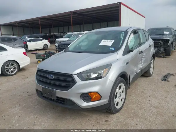 1FMCU0F76JUA64068 2018 FORD ESCAPE - Image 2