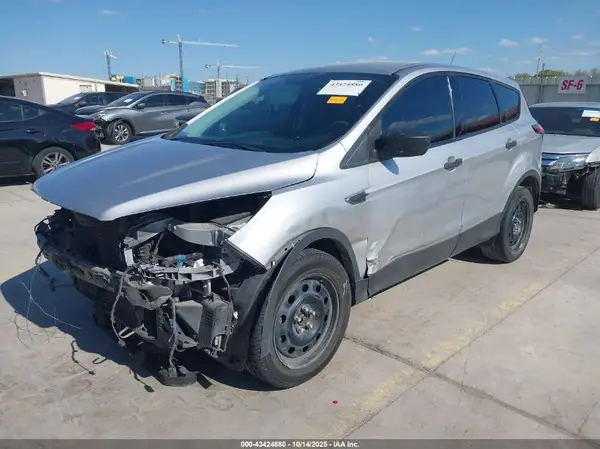 1FMCU0F76JUA91156 2018 FORD ESCAPE - Image 2