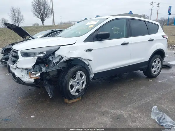 1FMCU0F76JUC38866 2018 FORD ESCAPE - Image 2