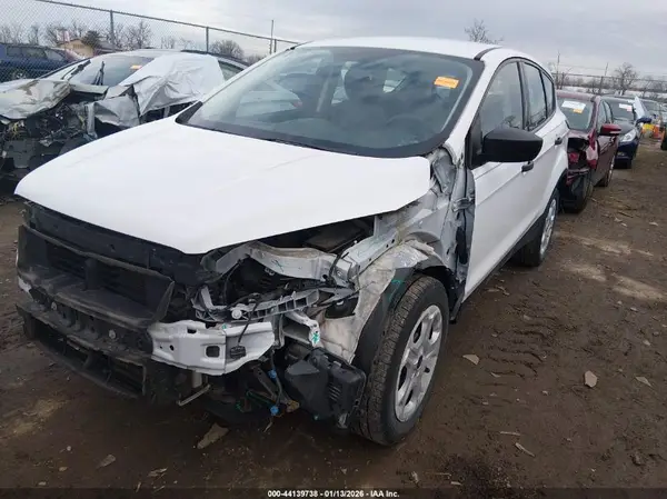 1FMCU0F76JUC46305 2018 FORD ESCAPE - Image 2