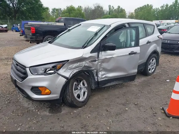 1FMCU0F76JUC67901 2018 FORD ESCAPE - Image 2