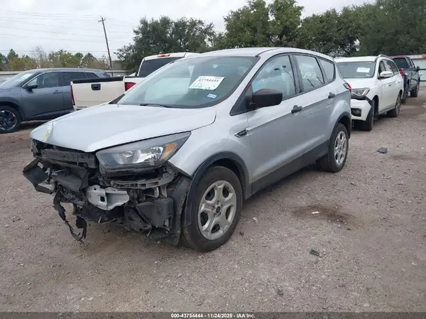 1FMCU0F76KUA18242 2019 FORD ESCAPE - Image 2