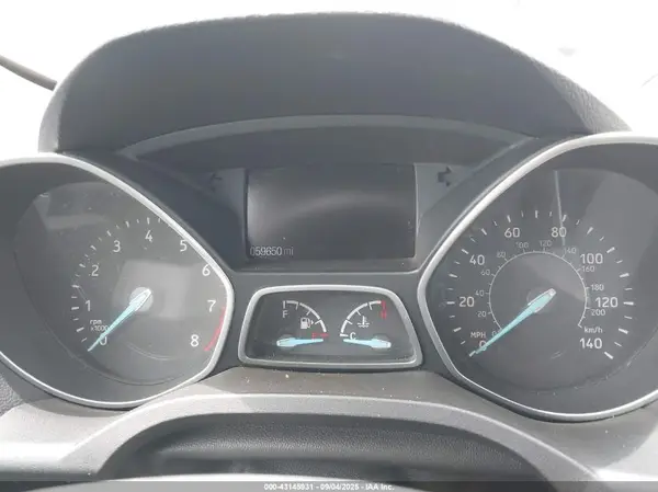 1FMCU0F76KUA22999 2019 FORD ESCAPE - Image 2
