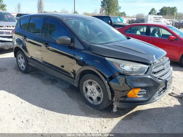 1FMCU0F76KUA70874 2019 FORD ESCAPE - Image 1