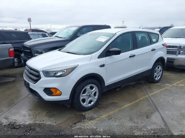 1FMCU0F76KUB05896 2019 FORD ESCAPE - Image 2