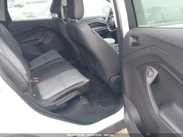 1FMCU0F76KUB22181 2019 FORD ESCAPE - Image 8