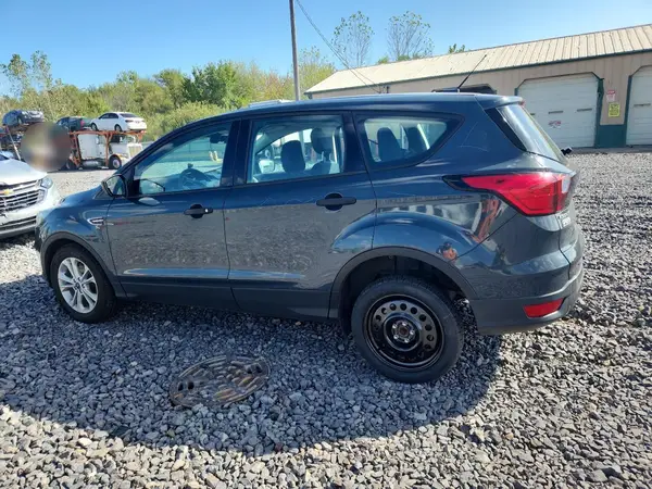 1FMCU0F76KUB50546 2019 FORD ESCAPE - Image 2