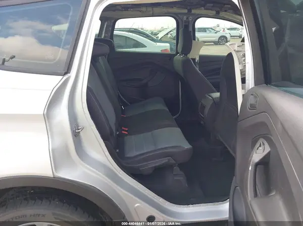 1FMCU0F76KUB58288 2019 FORD ESCAPE - Image 8