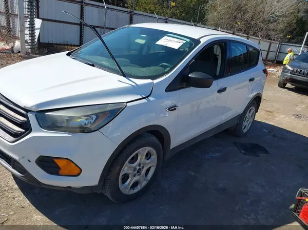 1FMCU0F76KUB77956 2019 FORD ESCAPE - Image 2