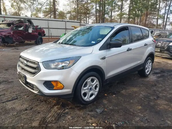 1FMCU0F76KUB85944 2019 FORD ESCAPE - Image 2