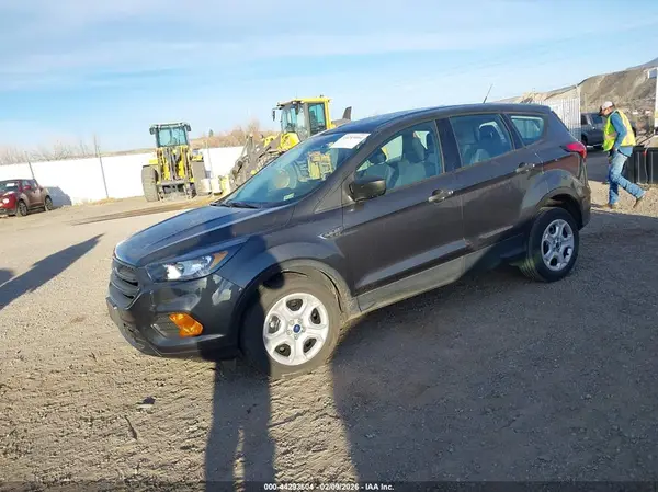 1FMCU0F76KUB92389 2019 FORD ESCAPE - Image 2