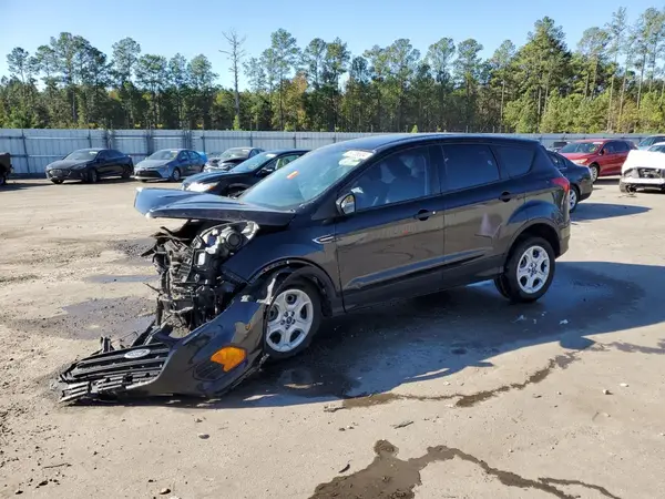 1FMCU0F76KUC44779 2019 FORD ESCAPE - Image 1