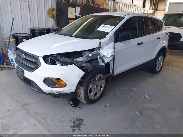 1FMCU0F76KUC46824 2019 FORD ESCAPE - Image 2