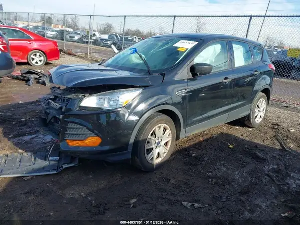 1FMCU0F77GUA19570 2016 FORD ESCAPE - Image 2