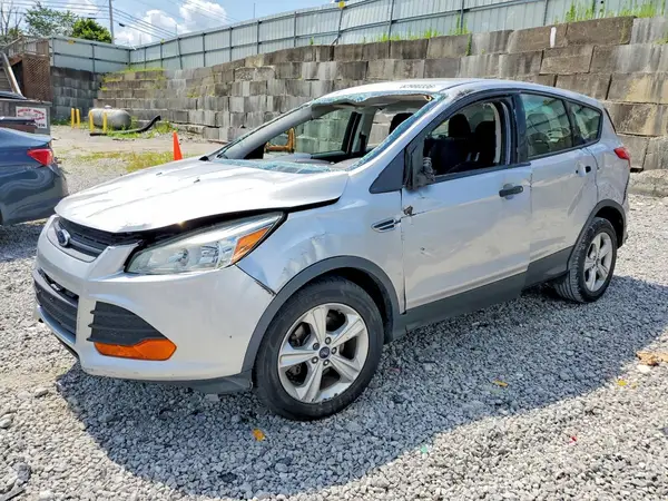 1FMCU0F77GUA27846 2016 FORD ESCAPE - Image 1