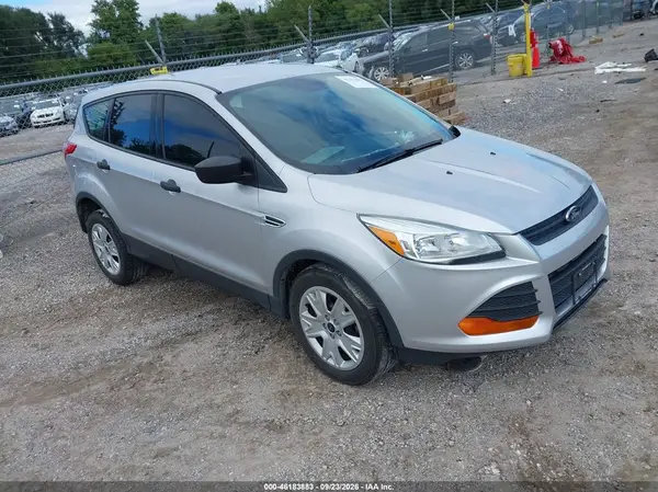 1FMCU0F77GUB20821 2016 FORD ESCAPE - Image 1