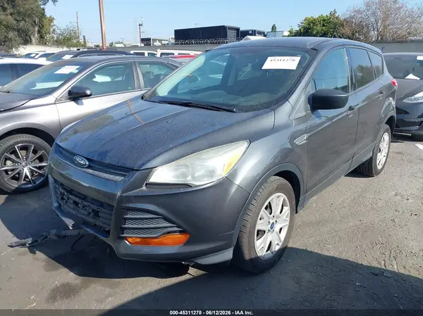 1FMCU0F77GUB38896 2016 FORD ESCAPE - Image 2