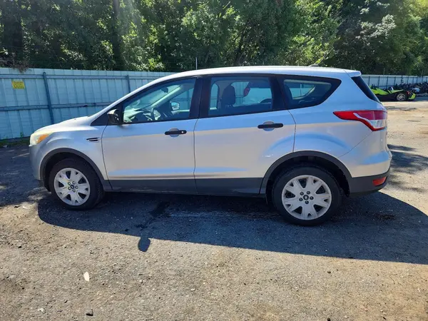 1FMCU0F77GUB79545 2016 FORD ESCAPE - Image 2
