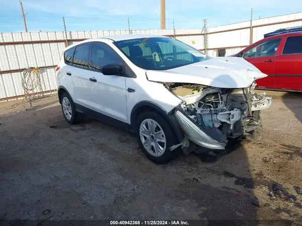 1FMCU0F77GUB82378 2016 FORD ESCAPE - Image 1