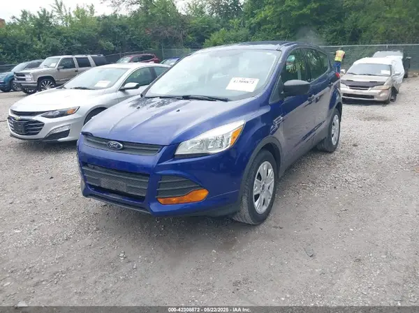 1FMCU0F77GUB97852 2016 FORD ESCAPE - Image 2