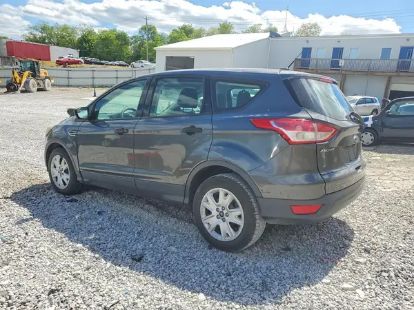 1FMCU0F77GUC10650 2016 FORD ESCAPE - Image 2