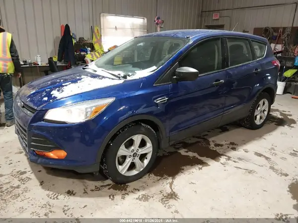 1FMCU0F77GUC36892 2016 FORD ESCAPE - Image 2