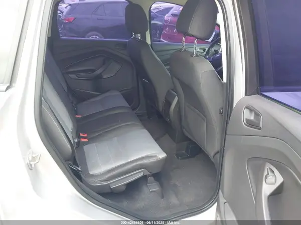 1FMCU0F77HUA38637 2017 FORD ESCAPE - Image 8