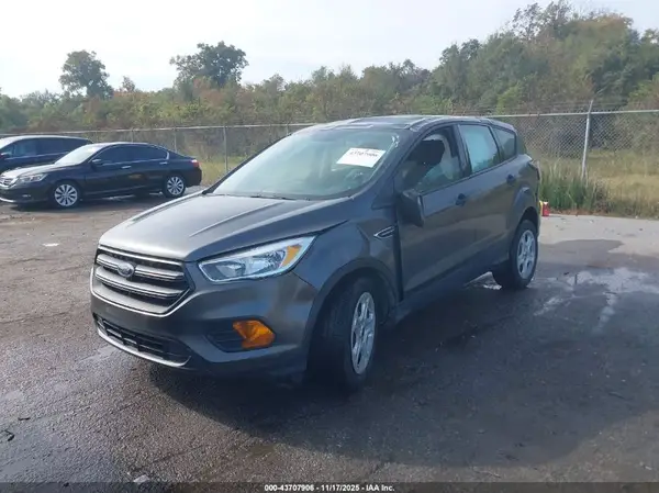 1FMCU0F77HUB96007 2017 FORD ESCAPE - Image 2