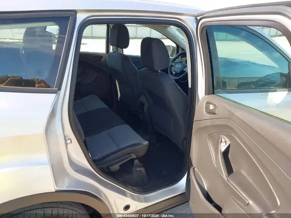 1FMCU0F77HUB97318 2017 FORD ESCAPE - Image 8