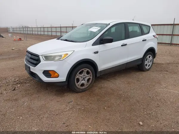 1FMCU0F77HUC13792 2017 FORD ESCAPE - Image 2