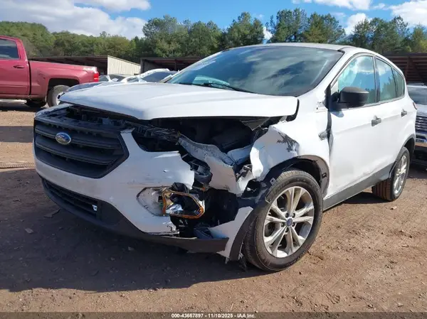 1FMCU0F77HUC42435 2017 FORD ESCAPE - Image 2