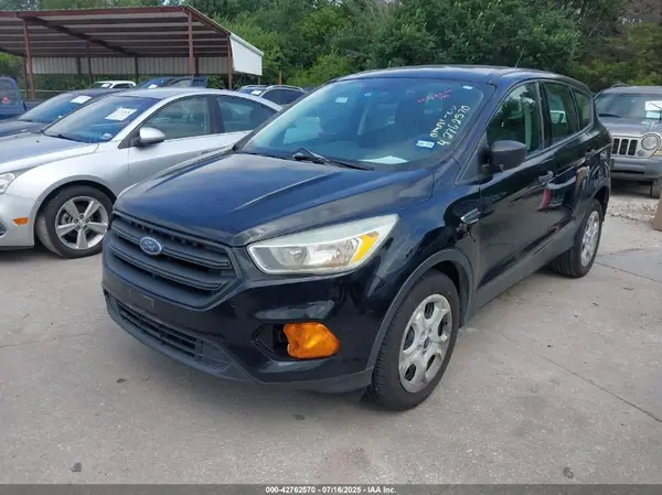 1FMCU0F77HUC64841 2017 FORD ESCAPE - Image 2