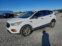 1FMCU0F77HUD05260 2017 FORD ESCAPE