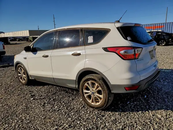 1FMCU0F77HUD05260 2017 FORD ESCAPE - Image 2