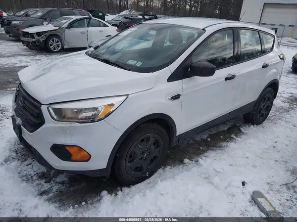 1FMCU0F77HUD23869 2017 FORD ESCAPE - Image 2