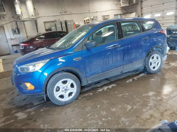 1FMCU0F77HUD73428 2017 FORD ESCAPE - Image 2