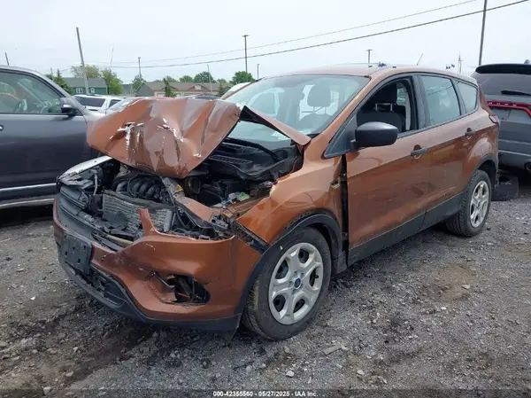 1FMCU0F77HUE04211 2017 FORD ESCAPE - Image 2