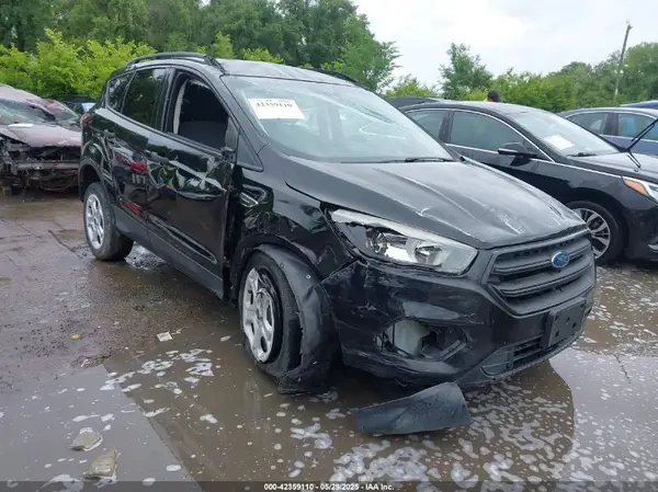 1FMCU0F77JUA16742 2018 FORD ESCAPE - Image 1