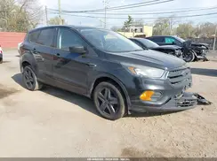 1FMCU0F77JUA21505 2018 FORD ESCAPE