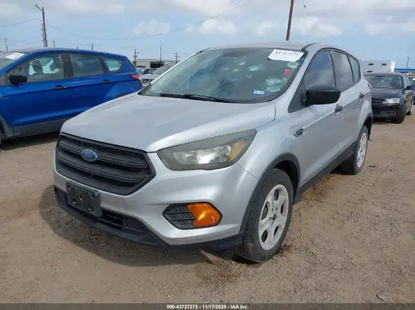 1FMCU0F77JUA30396 2018 FORD ESCAPE - Image 2